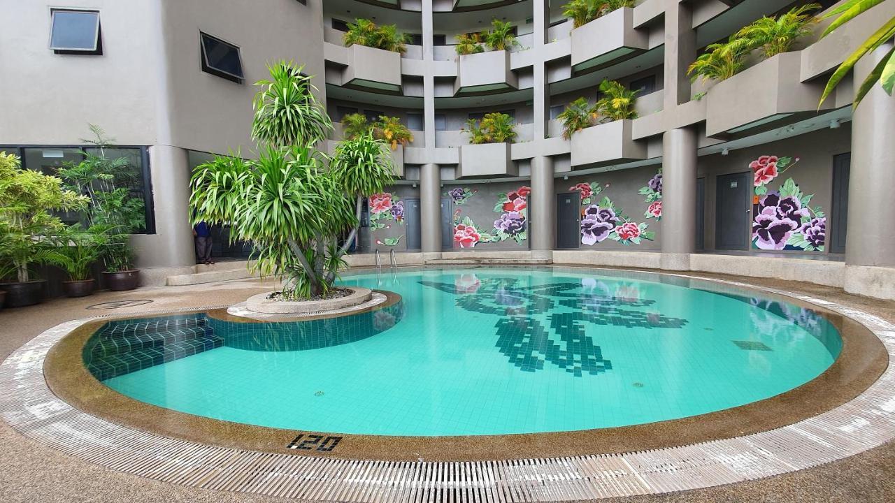 I Pavilion Hotel Phuket - Sha Extra Plus Exteriör bild